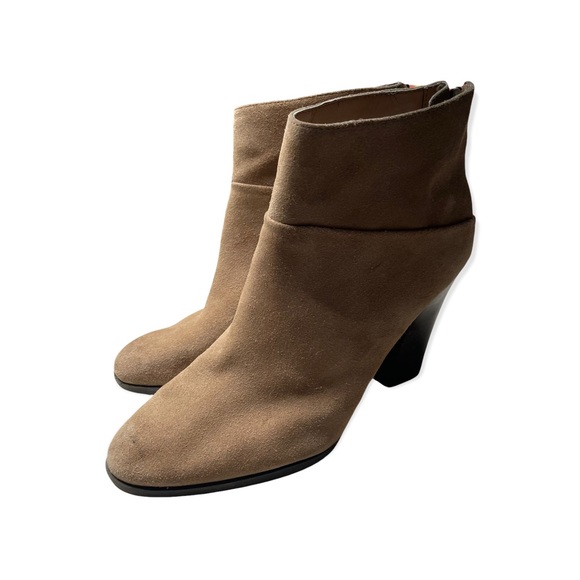 BCBGeneration Shoes - BCBGeneration ankle boots Size 9M/ 39